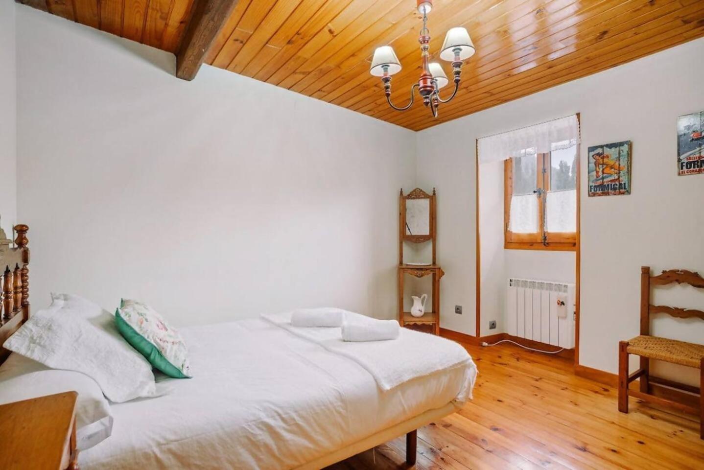 Sallent de Gállego Casa Rural Arix מראה חיצוני תמונה
