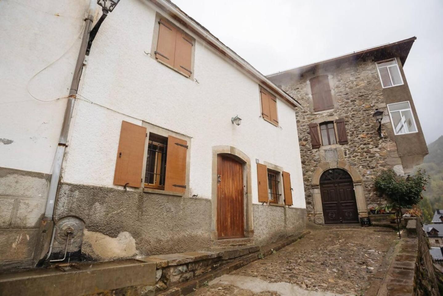 Sallent de Gállego Casa Rural Arix מראה חיצוני תמונה